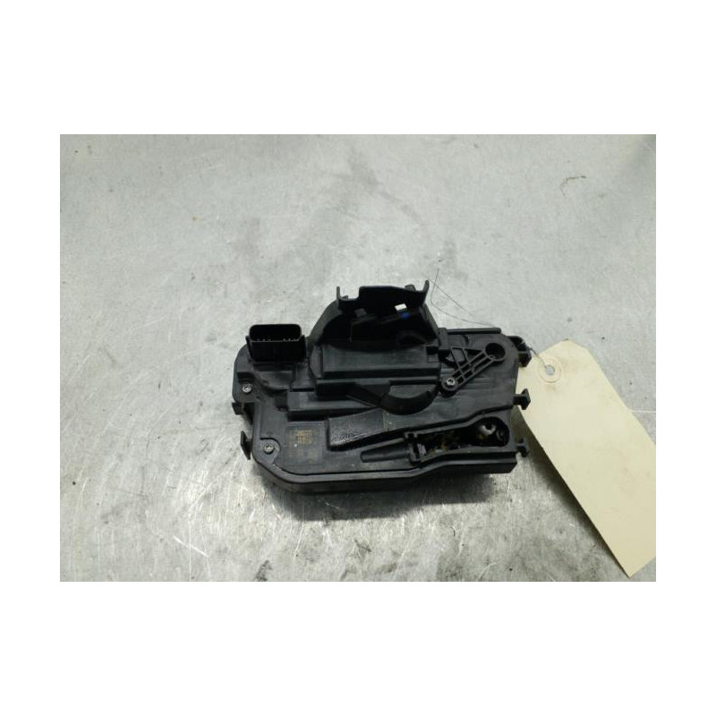 Serrure arriere droit FORD PUMA 2 Photo n°1