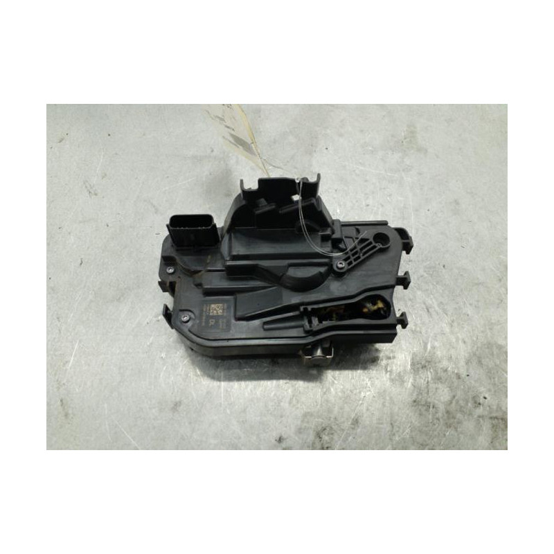 Serrure avant droit FORD PUMA 2 Photo n°1