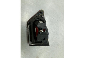 Feu arriere secondaire gauche (feux) RENAULT CLIO 4 Photo n°1