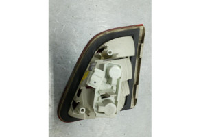 Feu arriere secondaire gauche (feux) MERCEDES CLASSE B 245 Photo n°2