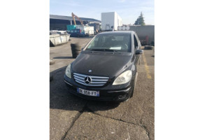 Feu arriere secondaire gauche (feux) MERCEDES CLASSE B 245 Photo n°12