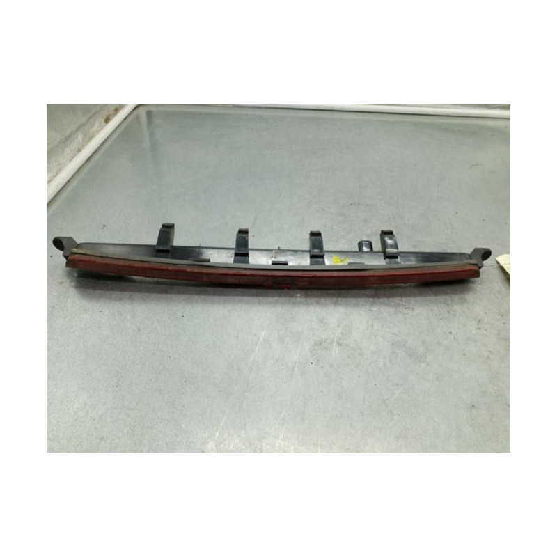 Feu arriere stop central MERCEDES CLASSE A 176 Photo n°1