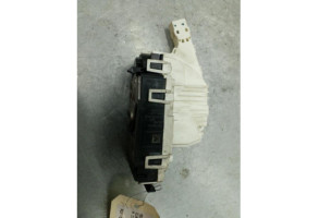 Serrure arriere gauche MERCEDES CLASSE A 176 Photo n°3