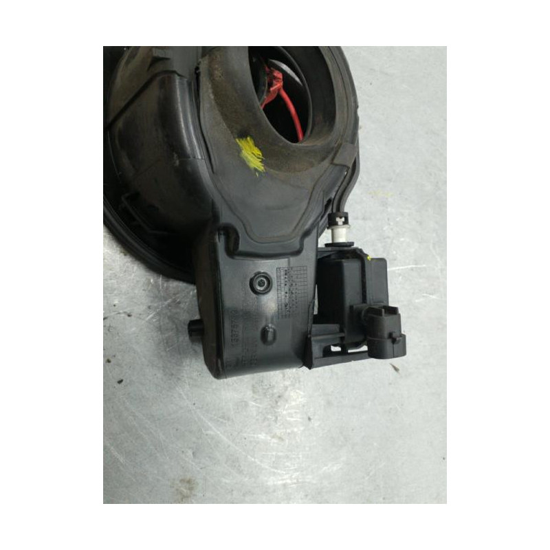 Trappe d'essence OPEL ASTRA J Photo n°1