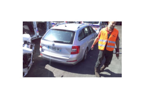 Leve vitre electrique arriere droit SKODA OCTAVIA 3 Photo n°8