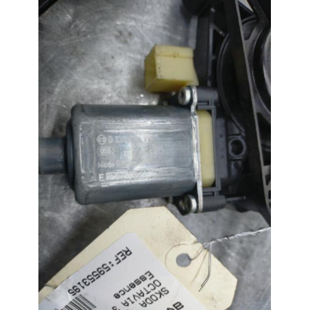 Leve vitre electrique avant gauche SKODA OCTAVIA 3
