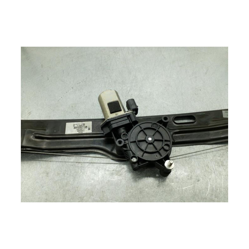 Leve vitre electrique avant droit FIAT 500L Photo n°1