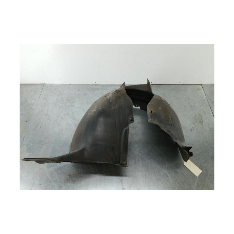 Pare boue avant droit VOLKSWAGEN TOURAN 1 Photo n°1