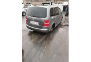 Pare boue avant droit VOLKSWAGEN TOURAN 1 Photo n°7
