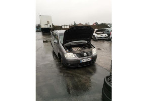 Pare boue avant droit VOLKSWAGEN TOURAN 1 Photo n°9