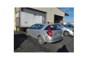 Feu arriere principal droit (feux) KIA CEE-D 1 SPORT WAGON Photo n°6