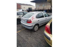 Plage arriere RENAULT MEGANE 1 Photo n°5