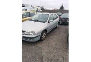 Plage arriere RENAULT MEGANE 1 Photo n°11