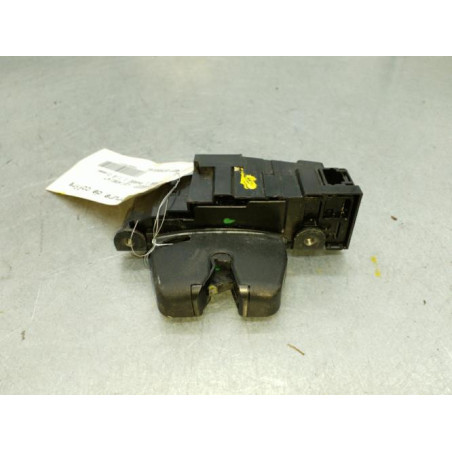 Serrure de coffre PEUGEOT 308 1