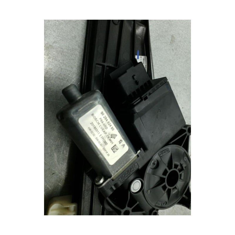 Leve vitre electrique arriere droit PEUGEOT 3008 2 Photo n°1