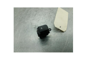 Interrupteur de leve vitre avant droit KIA SOUL 1 Photo n°2