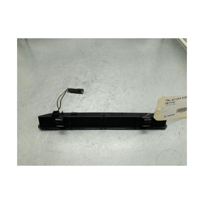 Feu arriere stop central OPEL ZAFIRA A Photo n°1