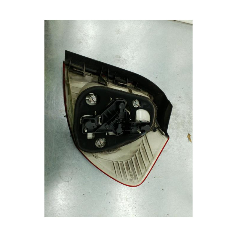 Feu arriere principal gauche (feux) BMW SERIE 1 E87 Photo n°1