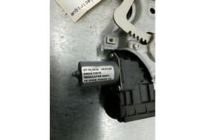 Leve vitre electrique avant gauche TOYOTA C-HR 1 Photo n°1