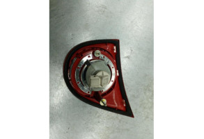 Feu arriere secondaire droit (feux) VOLKSWAGEN GOLF 5 Photo n°1