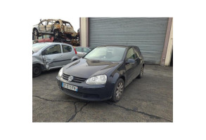 Feu arriere secondaire gauche (feux) VOLKSWAGEN GOLF 5 Photo n°11