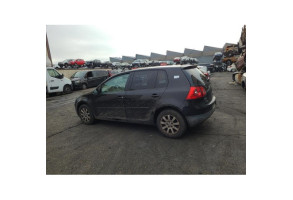 Feu arriere secondaire gauche (feux) VOLKSWAGEN GOLF 5 Photo n°18