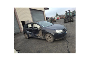 Feu arriere secondaire gauche (feux) VOLKSWAGEN GOLF 5 Photo n°19