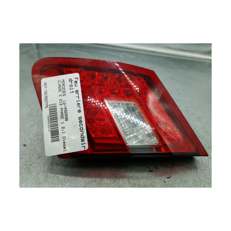 Feu arriere secondaire droit (feux) MERCEDES CLASSE E 212 Photo n°1