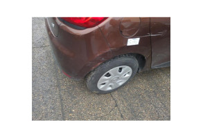 Feu arriere secondaire gauche (feux) RENAULT CLIO 4 Photo n°10