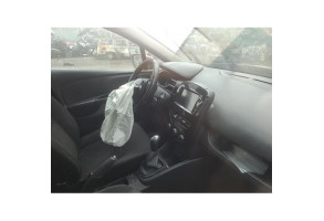 Feu arriere secondaire gauche (feux) RENAULT CLIO 4 Photo n°11