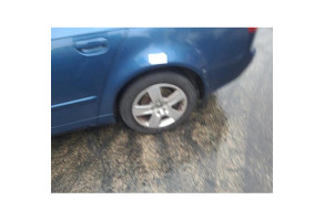 Porte avant gauche AUDI A4 2 Photo n°10