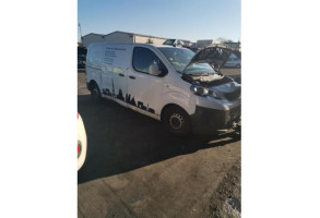 Pare boue arriere gauche PEUGEOT EXPERT 3 Photo n°10