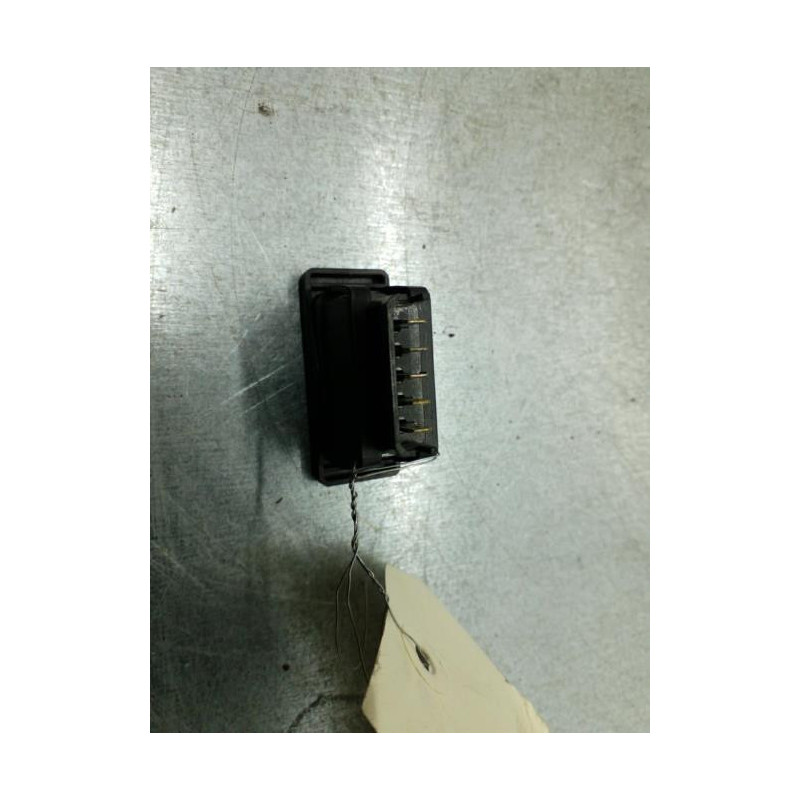 Interrupteur de leve vitre avant droit PEUGEOT 205 Photo n°1