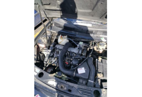 Interrupteur de leve vitre avant droit PEUGEOT 205 Photo n°6