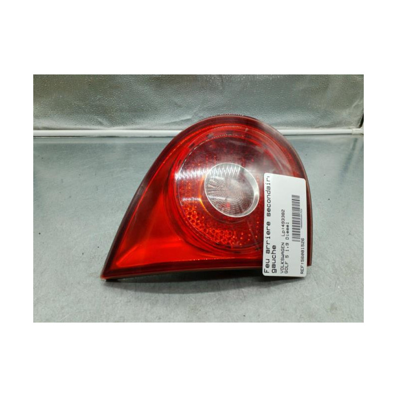 Feu arriere secondaire gauche (feux) VOLKSWAGEN GOLF 5 Photo n°1
