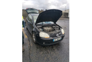 Feu arriere secondaire gauche (feux) VOLKSWAGEN GOLF 5 Photo n°3