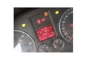 Feu arriere secondaire gauche (feux) VOLKSWAGEN GOLF 5 Photo n°6