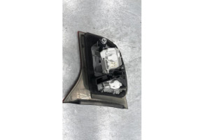 Feu arriere secondaire gauche (feux) AUDI A4 2 Photo n°3