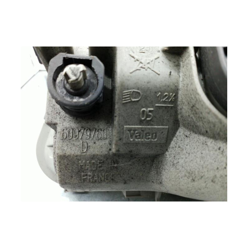 Optique avant principal droit (feux)(phare) PEUGEOT 806 Photo n°1