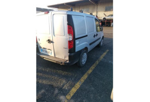 Feu arriere principal gauche (feux) FIAT DOBLO 1 Photo n°9