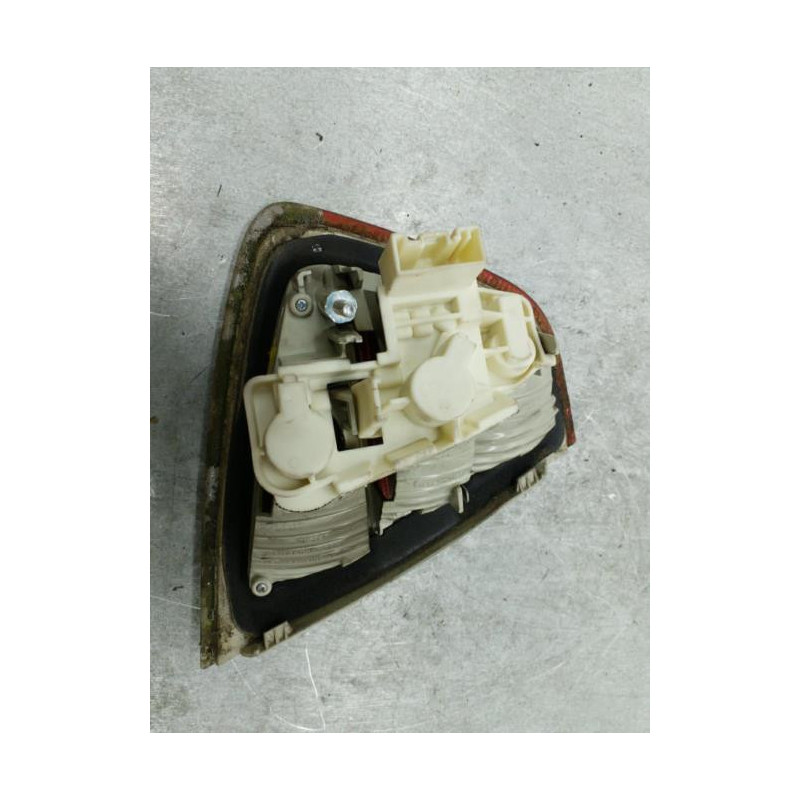 Feu arriere secondaire droit (feux) BMW SERIE 3 E90 Photo n°1