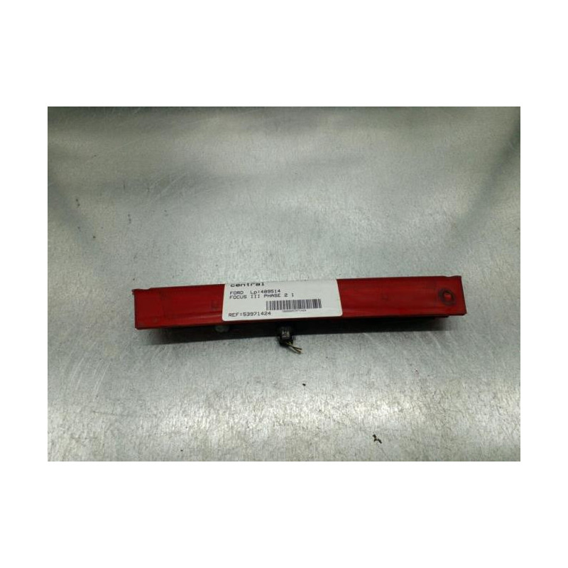 Feu arriere stop central FORD FOCUS 3 Photo n°1