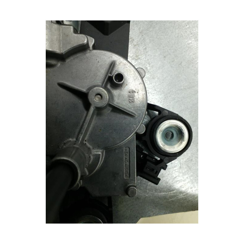 Moteur essuie glace arriere FORD FOCUS 3 Photo n°1