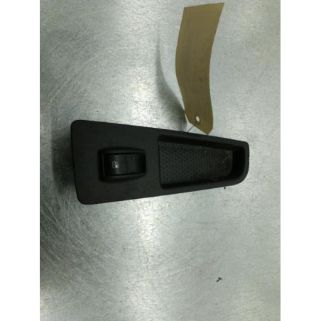 Interrupteur de leve vitre avant droit LANCIA DELTA 3