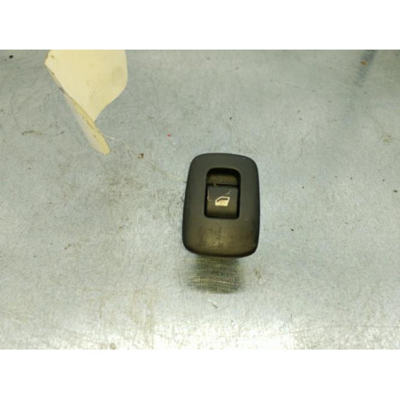 Interrupteur de leve vitre arriere droit CITROEN C3 2
