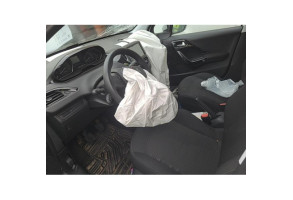 Trappe d'essence PEUGEOT 208 1 Photo n°7