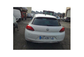 Pare boue arriere droit VOLKSWAGEN SCIROCCO 3 Photo n°8