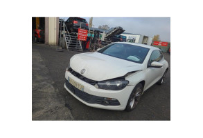 Pare boue arriere droit VOLKSWAGEN SCIROCCO 3 Photo n°18