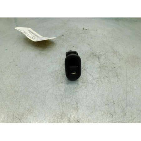 Interrupteur de leve vitre avant droit CITROEN C3 1