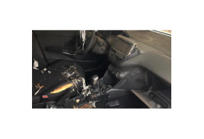 Moteur essuie glace avant PEUGEOT 208 1 Photo n°7